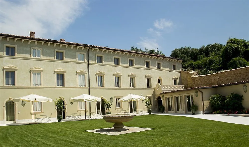 Fra Lorenzo Suites - Apartments Verona