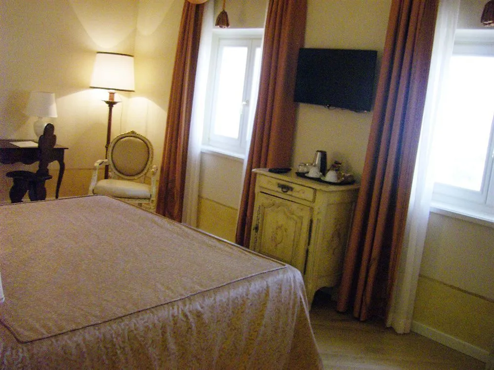 Fra Lorenzo Suites - Apartments Verona 0*,