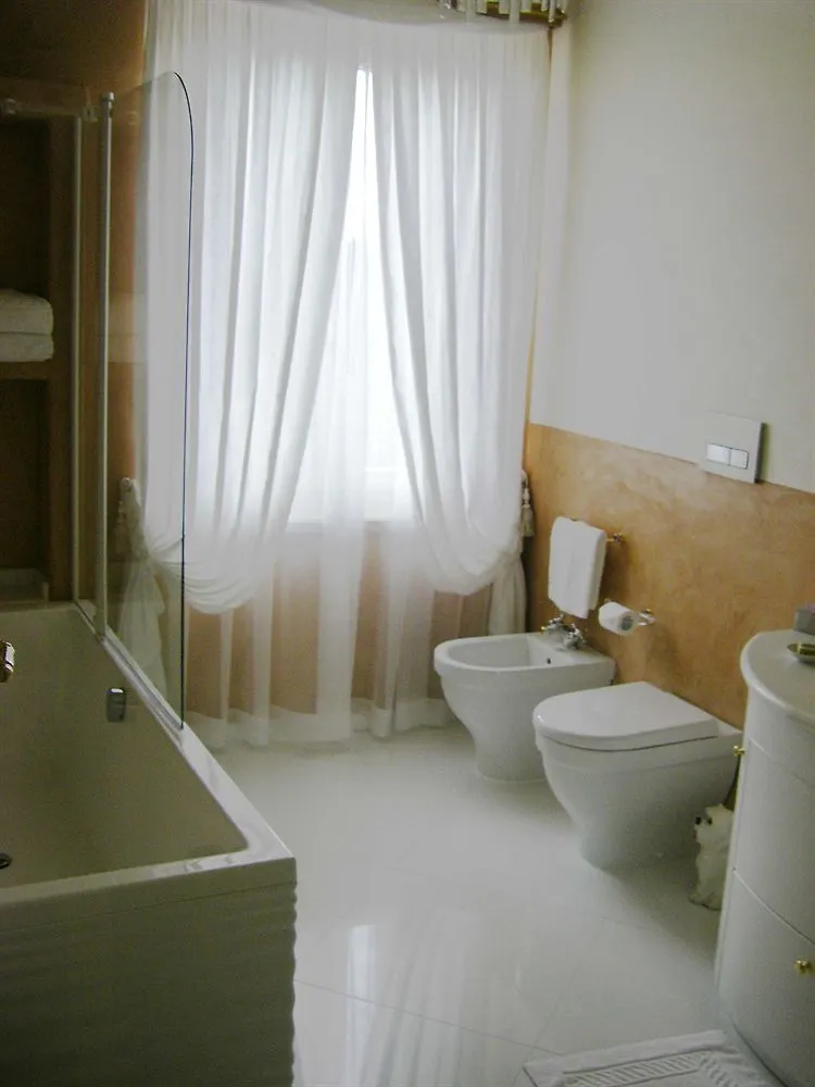 Fra Lorenzo Suites - Apartments Verona Italy