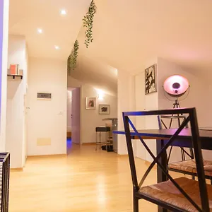 Appartamento La Mansarda Modern House