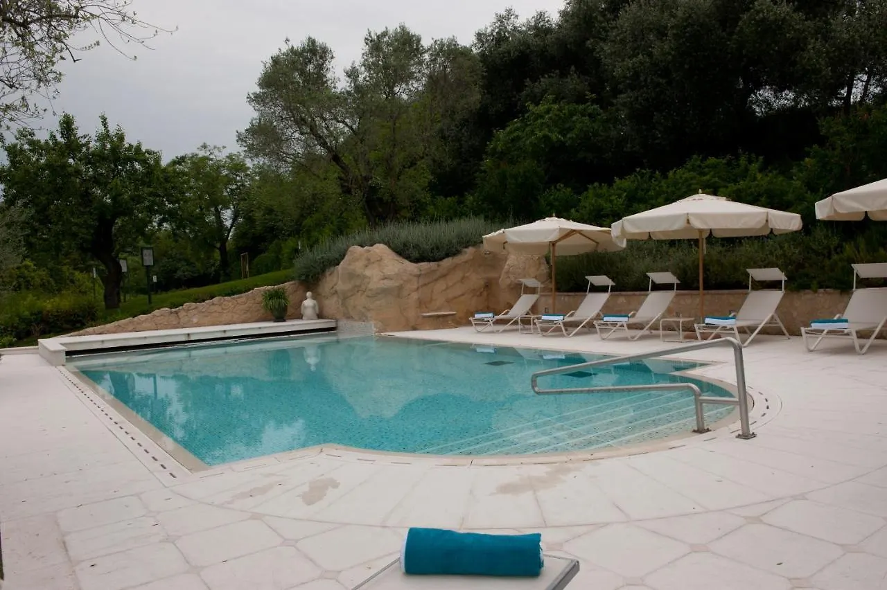 Fra Lorenzo Suites - Apartments Verona